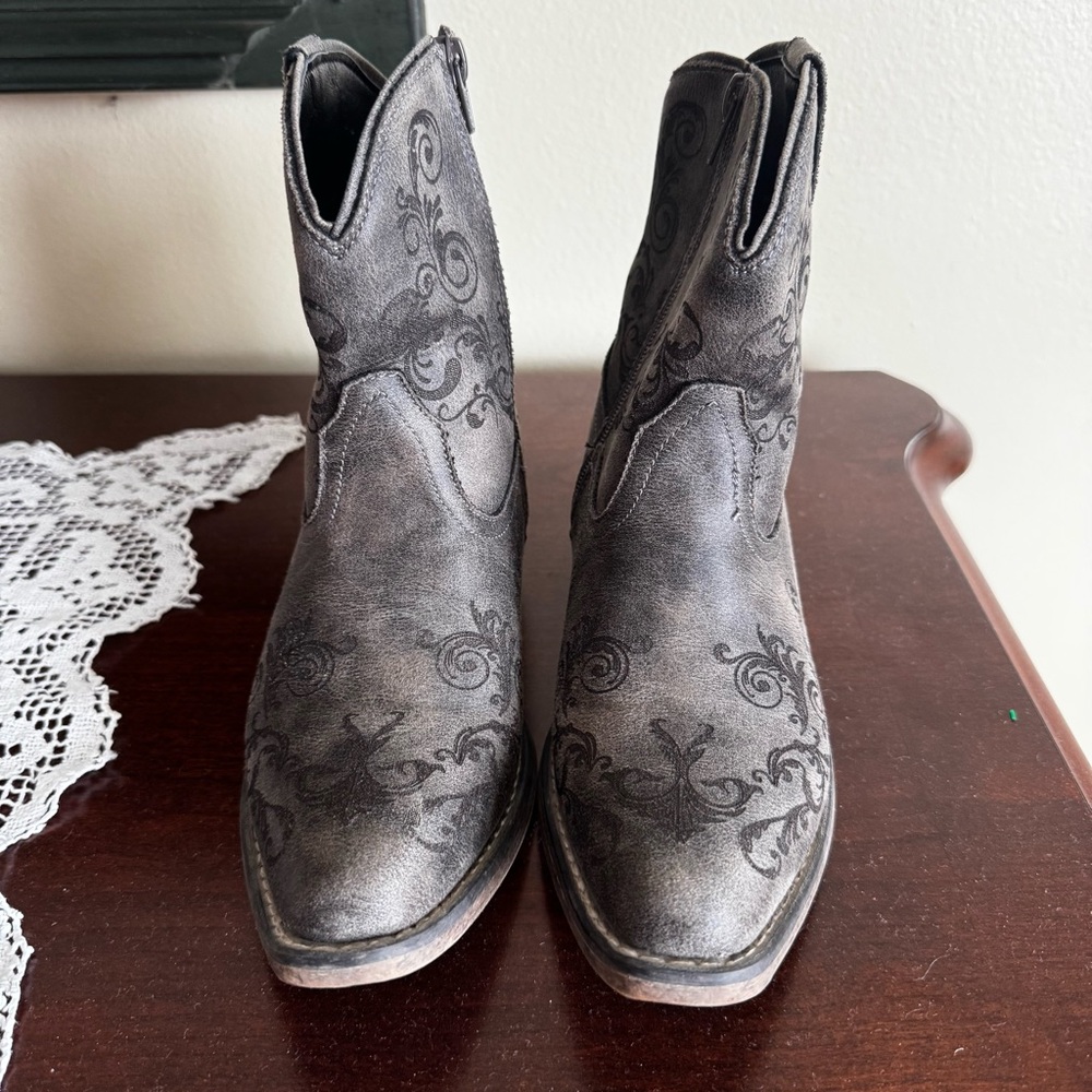 ROPER Short Stuff Fashion Western Booties Cowgirl Boots Grey Snip Toe Womens 7 - Picture 7 of 7